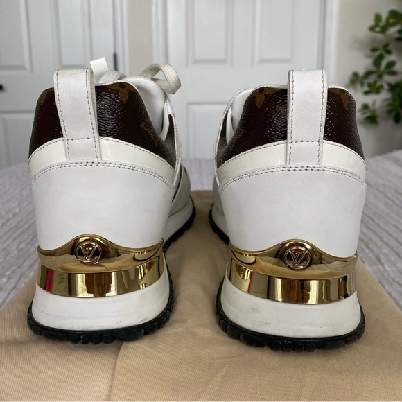 Louis Vuitton Run Away White and Brown Monogram Sneakers Size 38 Trainers - Picture 4 of 17